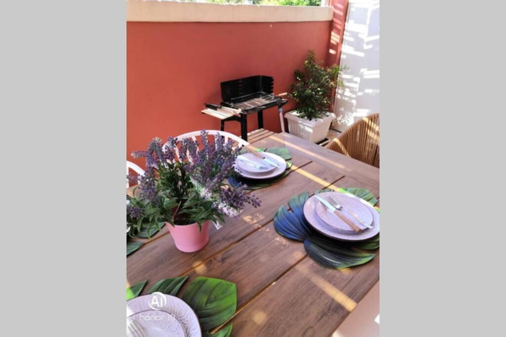 Lefko's House- Contemporary, Fully Renovated House Kassiopi