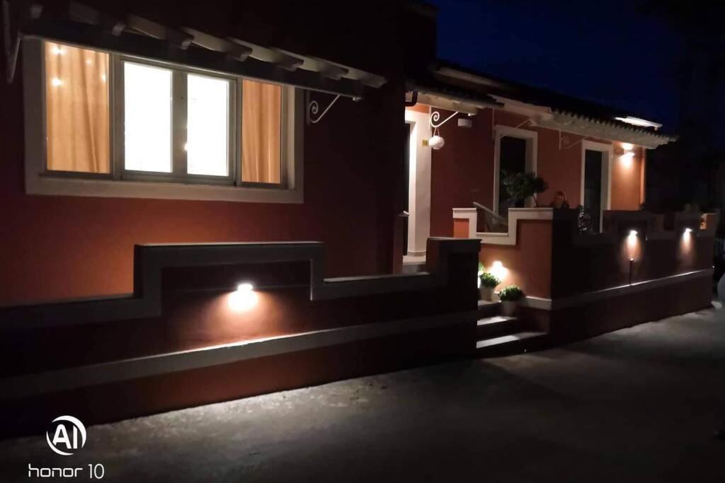 Hébergement de vacances Lefko's House- Contemporary, Fully Renovated House *