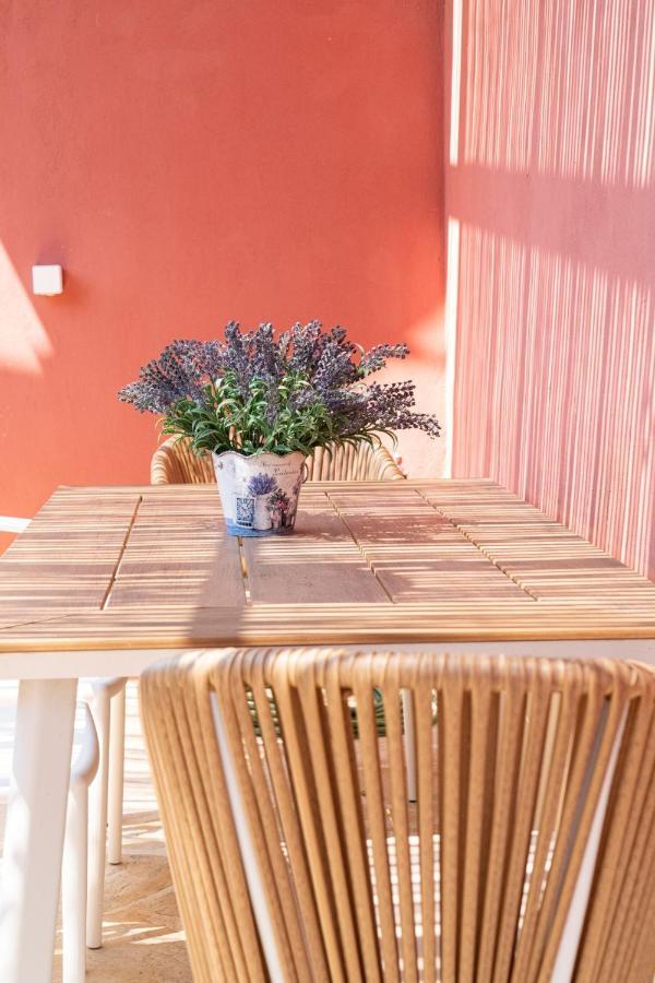 Lefko's House- Contemporary, Fully Renovated House * Kassiopi