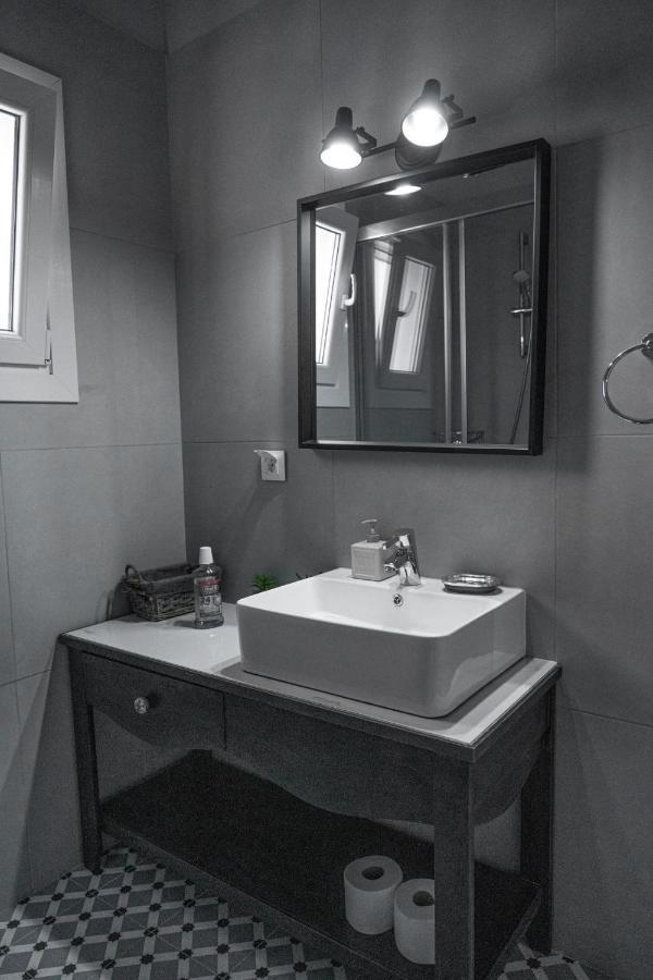 Hébergement de vacances Lefko's House- Contemporary, Fully Renovated House *